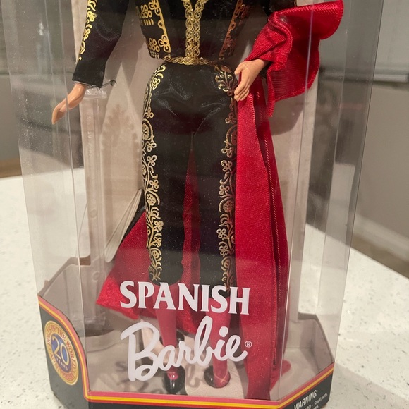 Spanish Barbie doll - vintage - Picture 3 of 5
